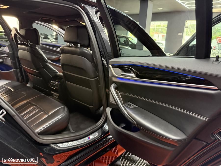 BMW M550d xDrive Auto - 16