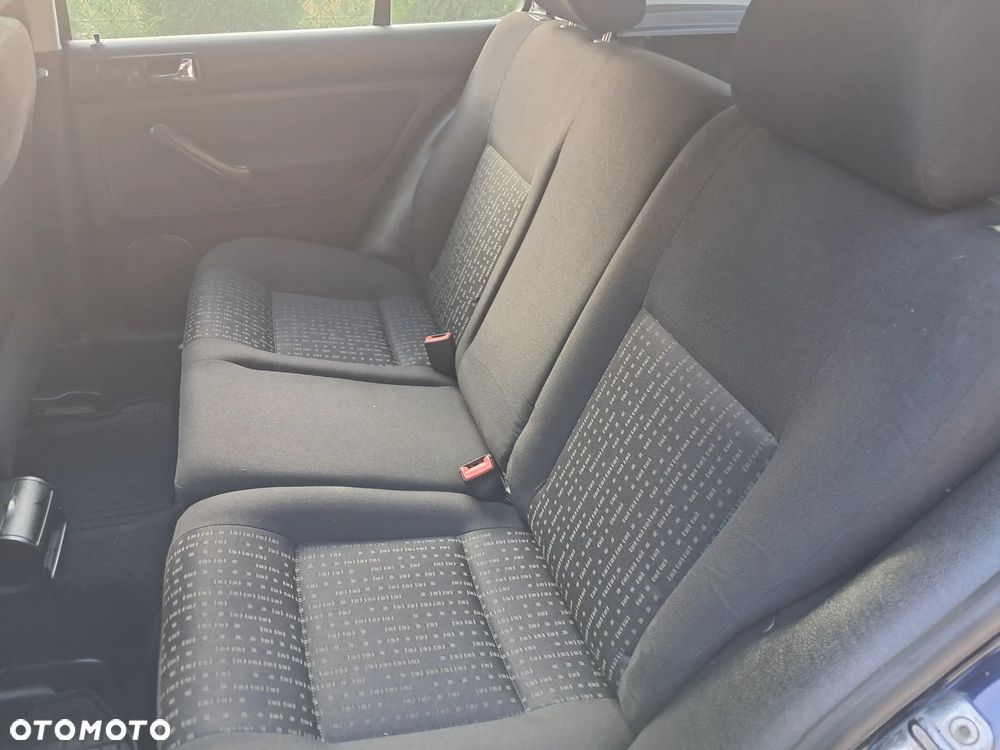 Volkswagen Golf 1.4 Q - 10