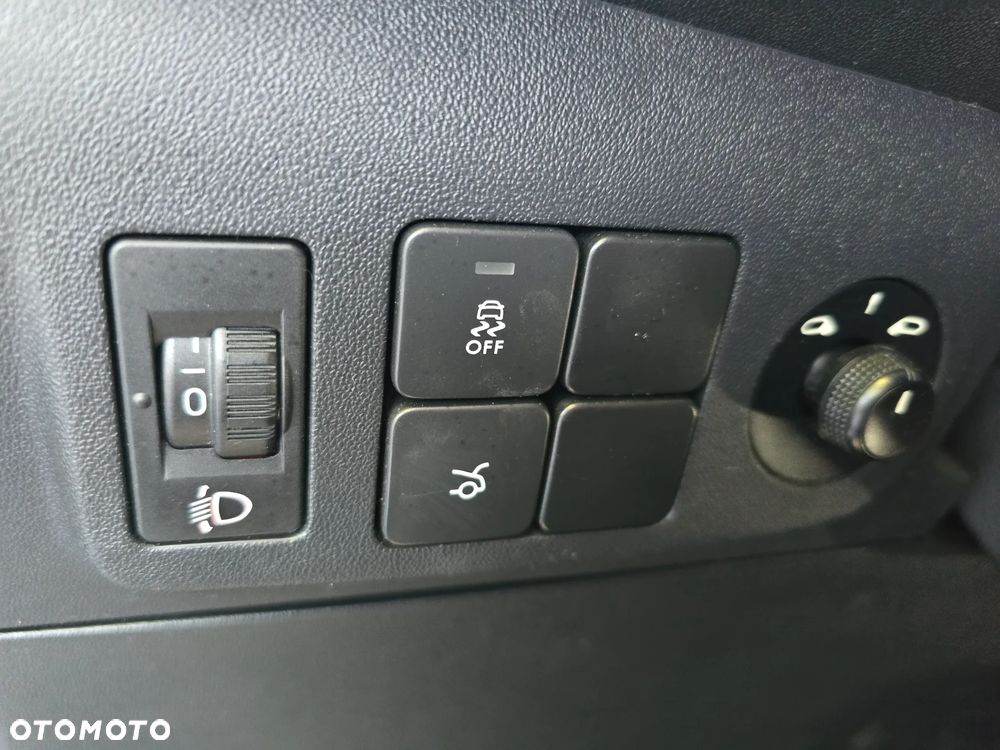 Peugeot 301 1.6 HDi Active - 18