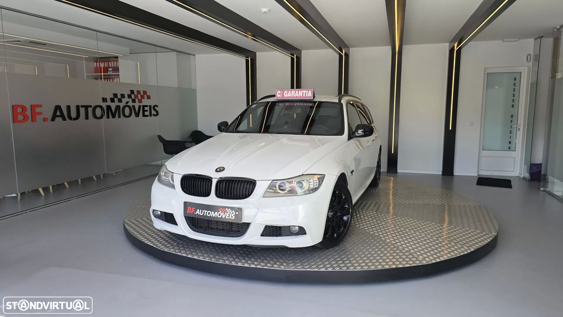 BMW 320 d Touring Pack M - 11
