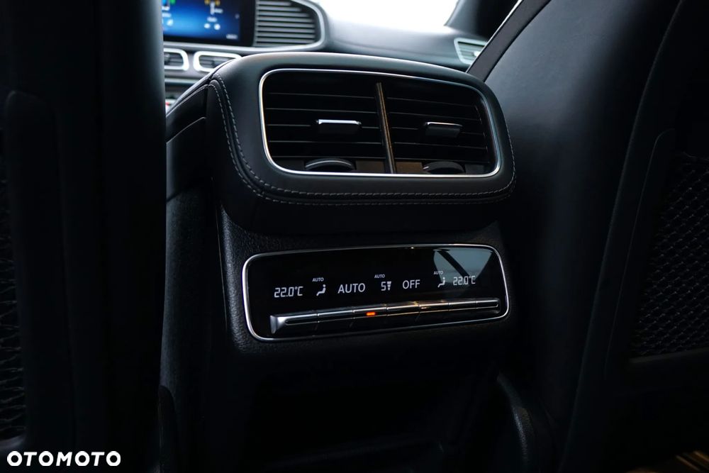 Mercedes-Benz GLE - 29