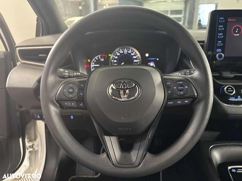 Toyota Corolla - 16