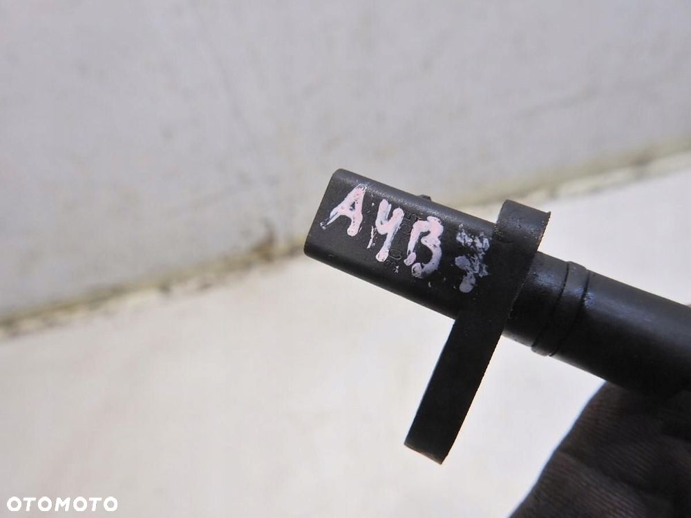 CZUJNIK TEMPERATURY AUDI A4 B7 06B905379C - 2
