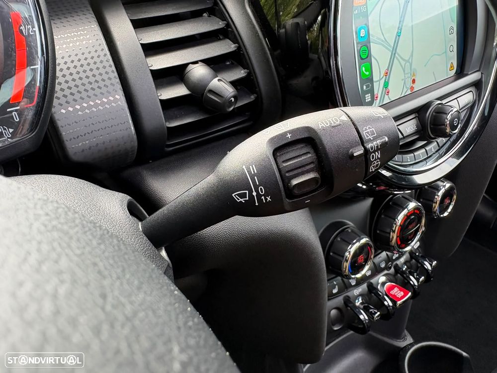 MINI 5 Portas Cooper D Aut. - 36