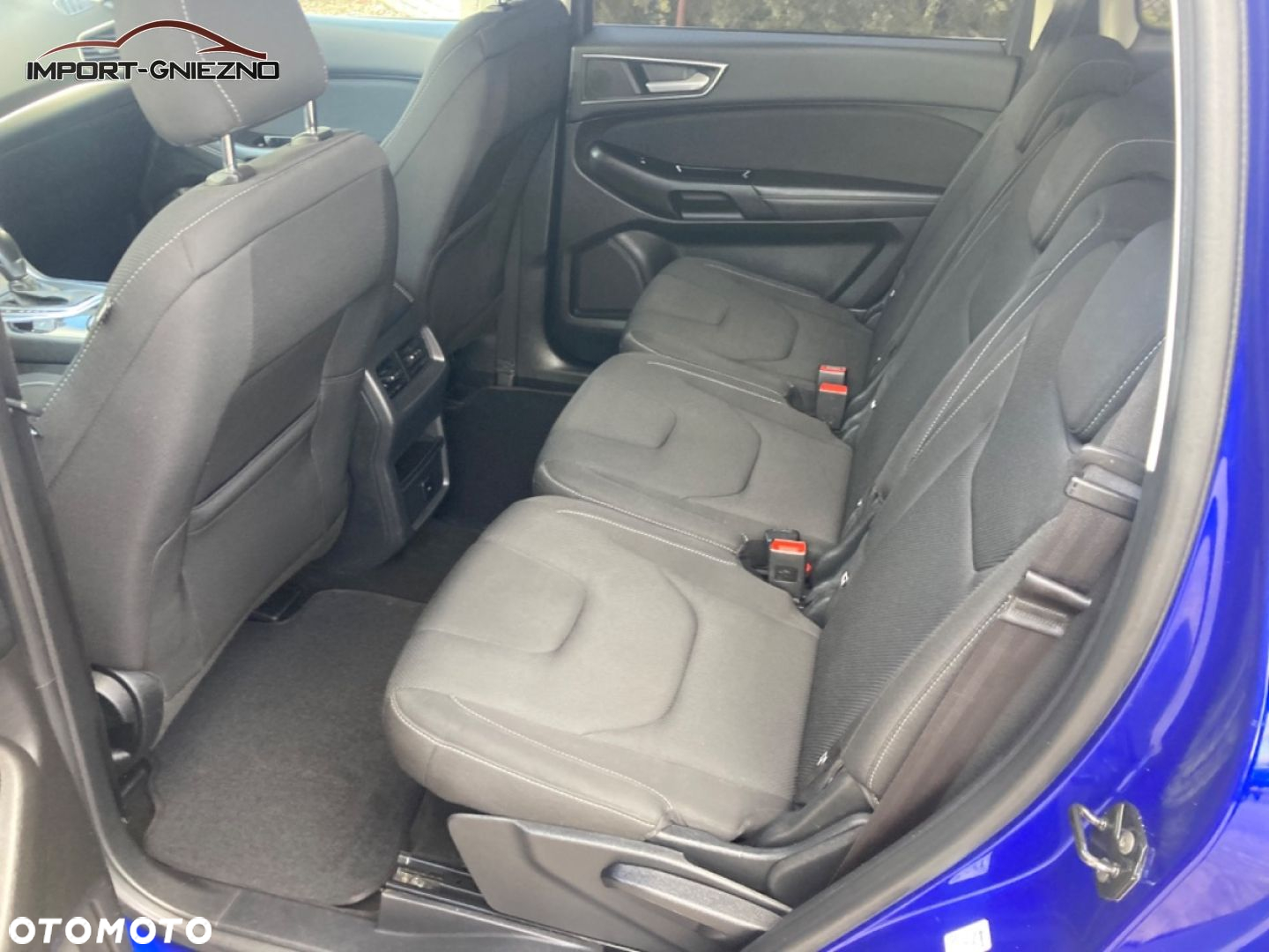 Ford S-Max - 8