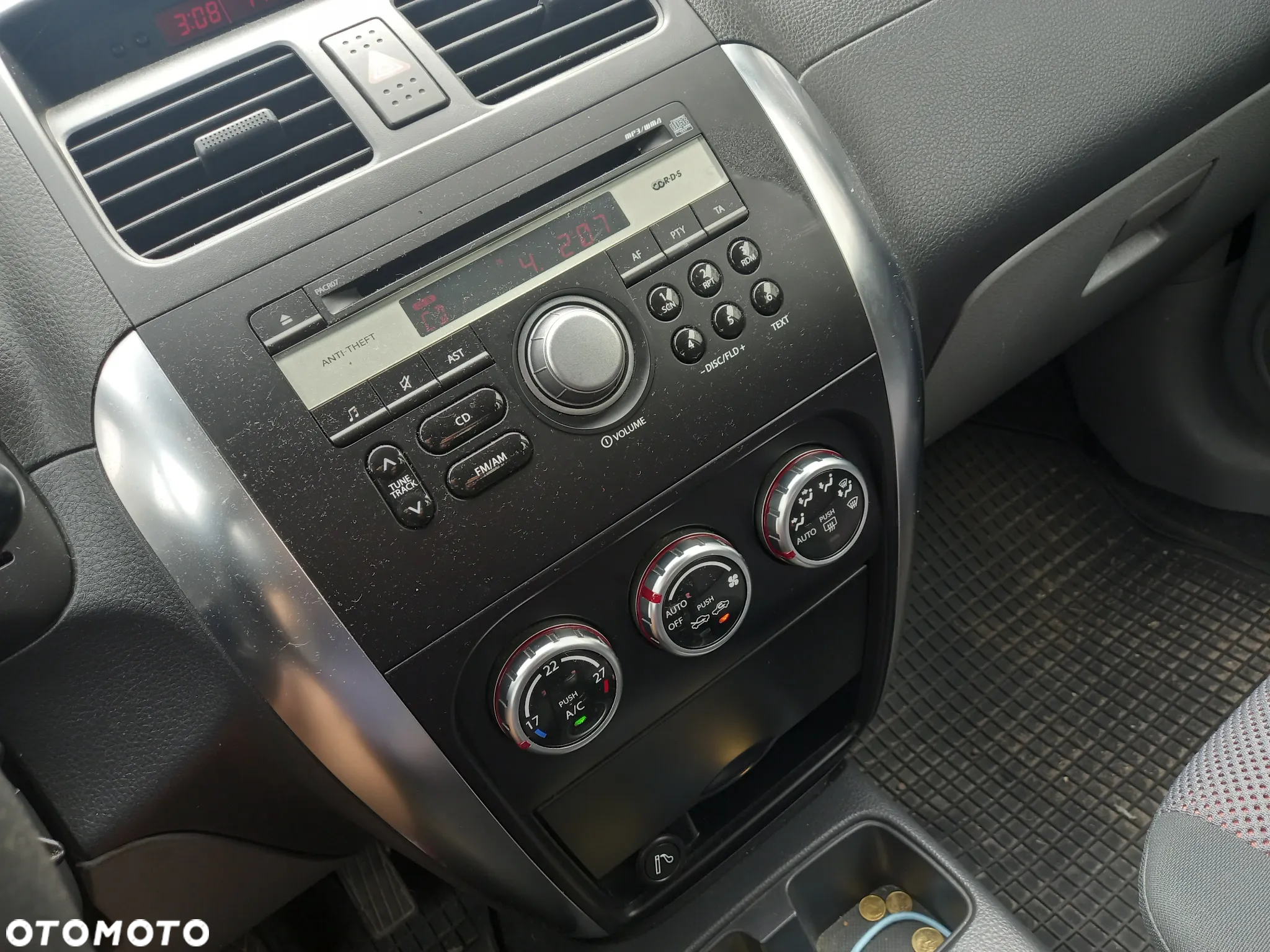 Suzuki SX4 1.6 GS / Premium 4WD - 24