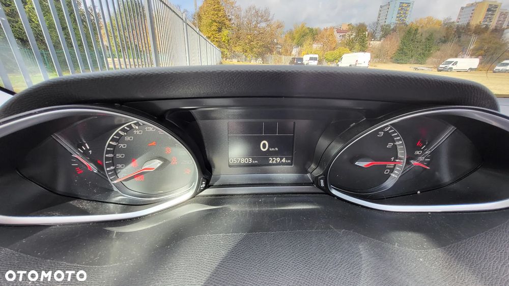 Peugeot 308 1.2 PureTech Allure S&S - 22