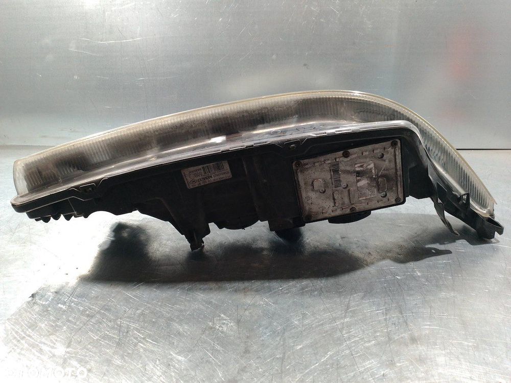 LAMPA LEWA PRZÓD RENAULT LAGUNA II ( 02-07 ) 8200163323  89006908 - 6