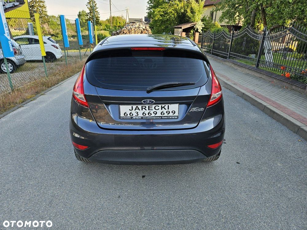 Ford Fiesta - 5