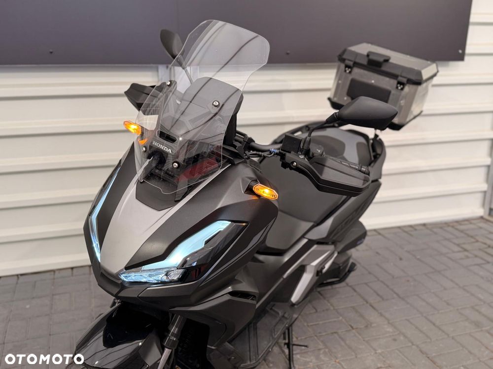Honda ADV350 - 7