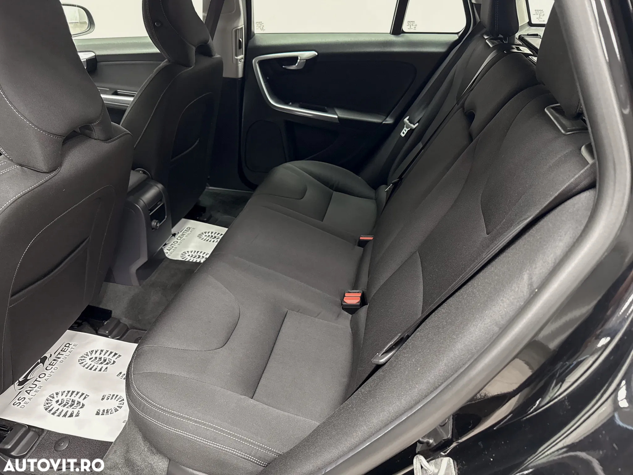 Volvo V60 D2 ECO Start-Stop Momentum - 15