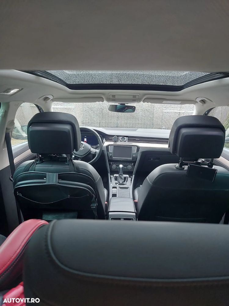 Volkswagen Passat Variant 2.0 TDI SCR DSG (BlueM. Tech) Comfortline - 8