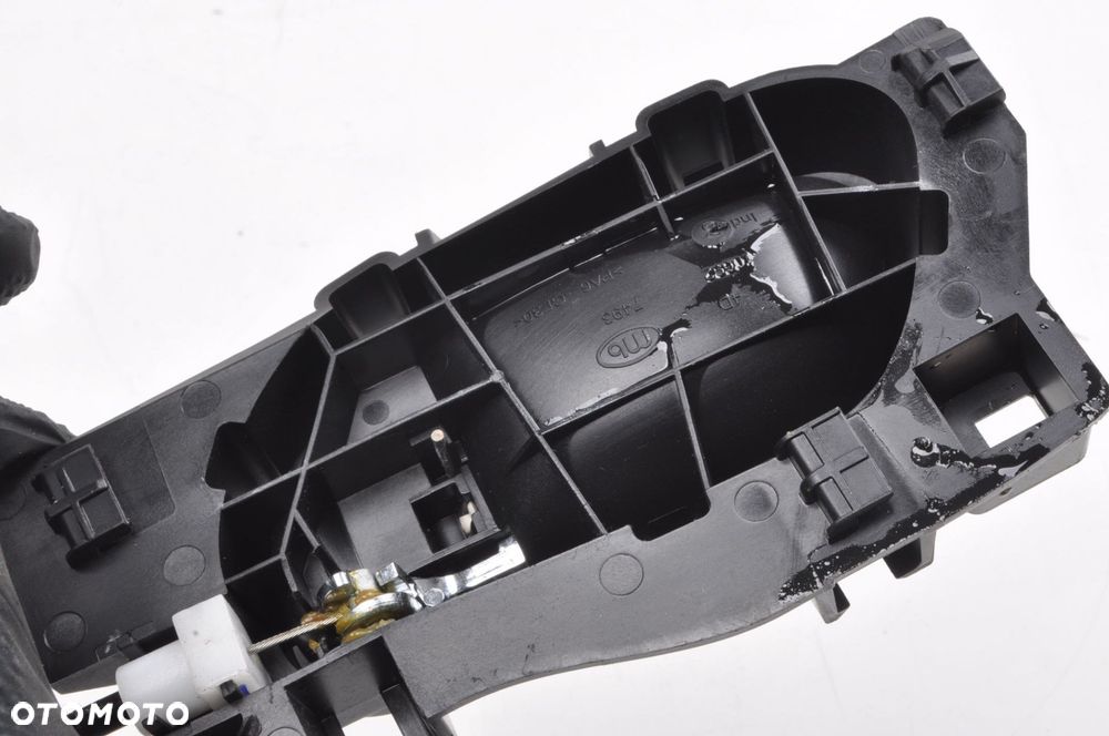 PEUGEOT 308 I ZAMEK DRZWI PRAWY PRZÓD EUROPA 6PIN - 7