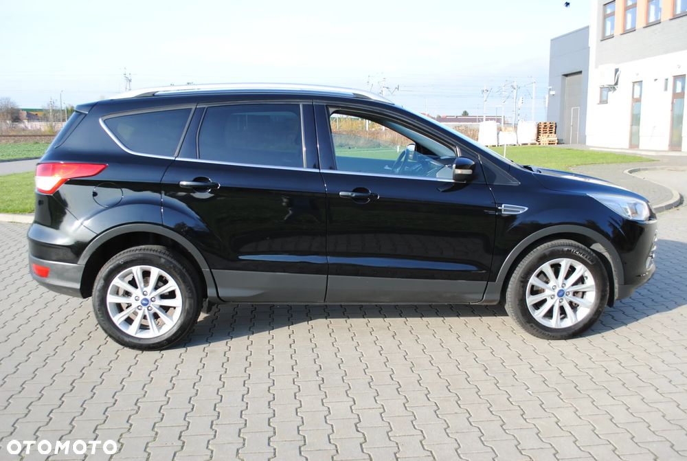 Ford Kuga 2.0 TDCi 4x2 Titanium - 38