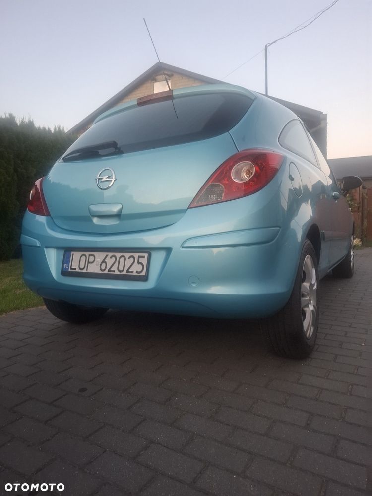 Opel Corsa - 2