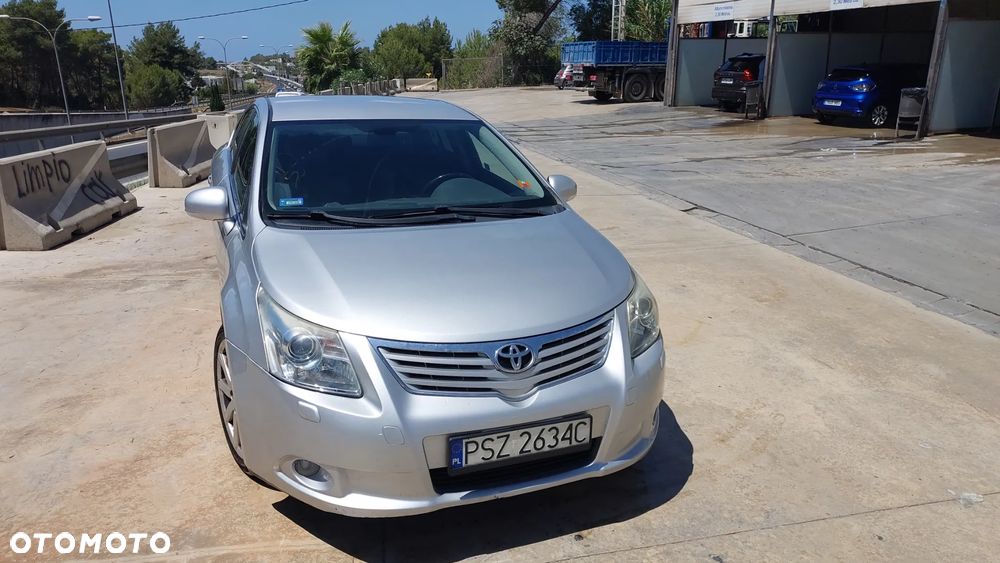 Toyota Avensis 2.0 Prestige - 3