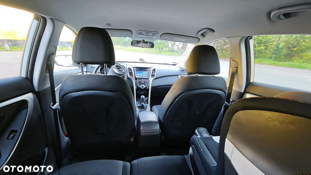 Hyundai i30 1.6 CRDi BlueDrive Comfort - 18