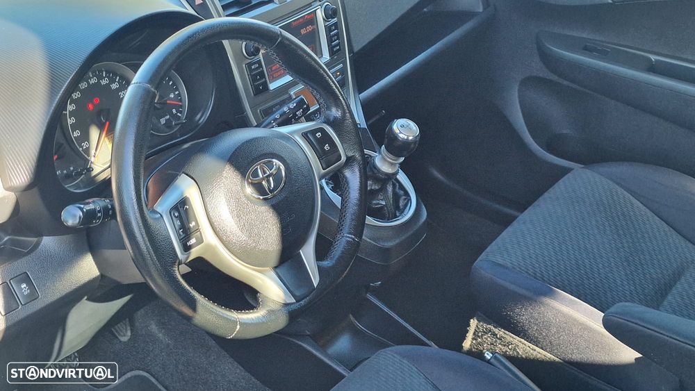 Toyota Verso-S 1.4 D-4D Exclusive - 12