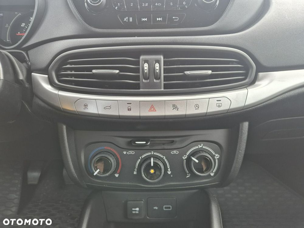 Fiat Tipo 1.4 16V Pop - 15