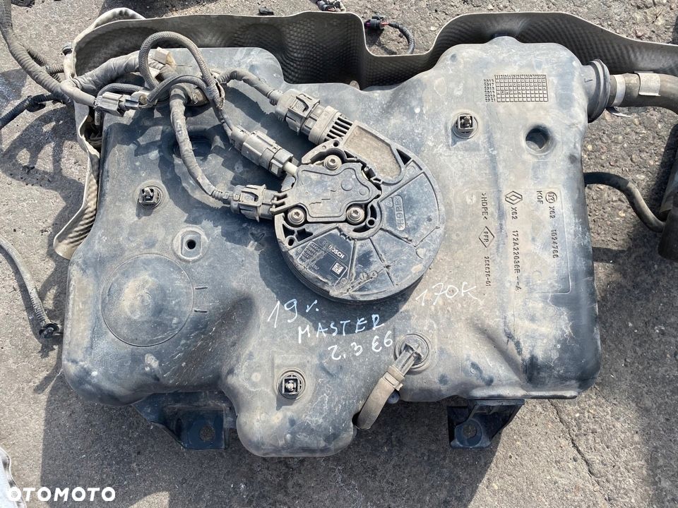MASTER III MOVANO 2,3 zbiornik ADBLUE 208993933r - 1