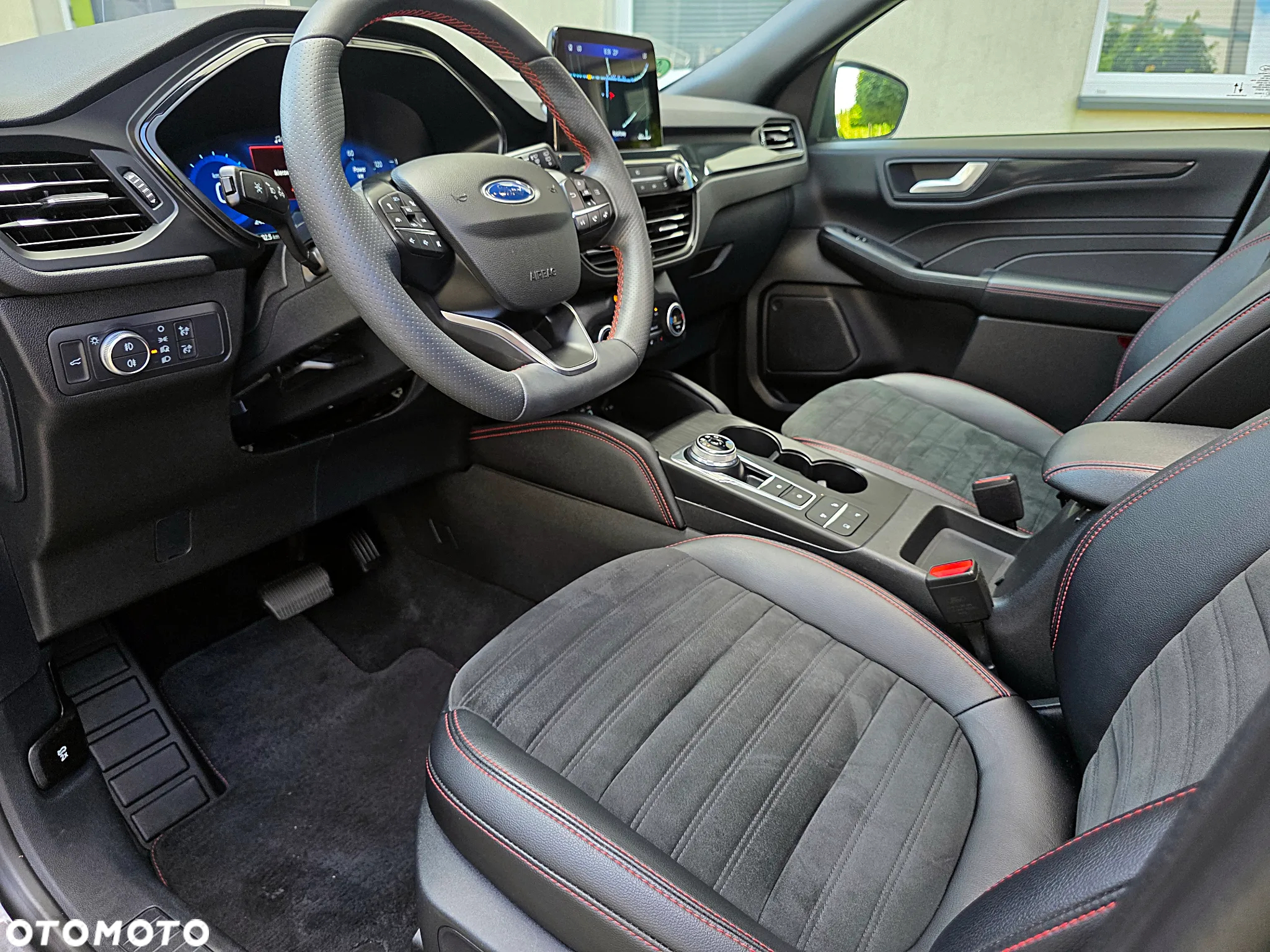 Ford Kuga 2.5 Duratec FHEV 4x4 ST-LINE X - 15