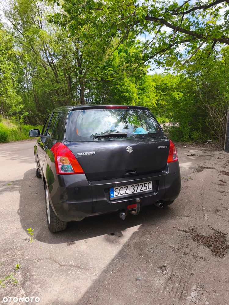 Suzuki Swift - 5