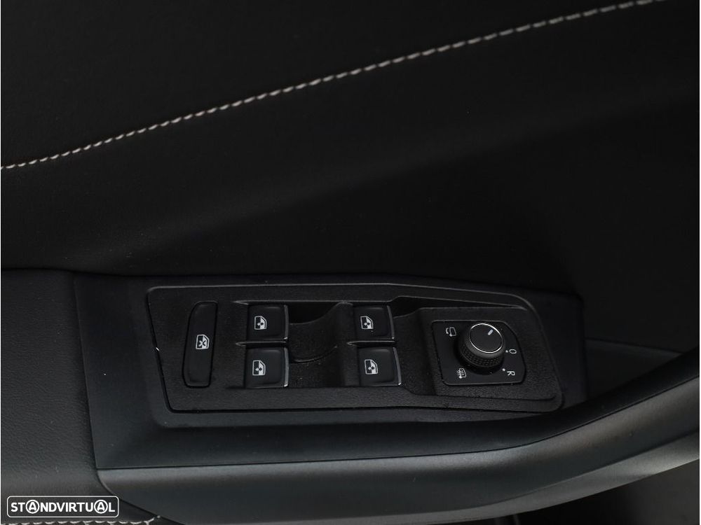 VW T-Roc 1.5 TSI R-Line DSG - 21