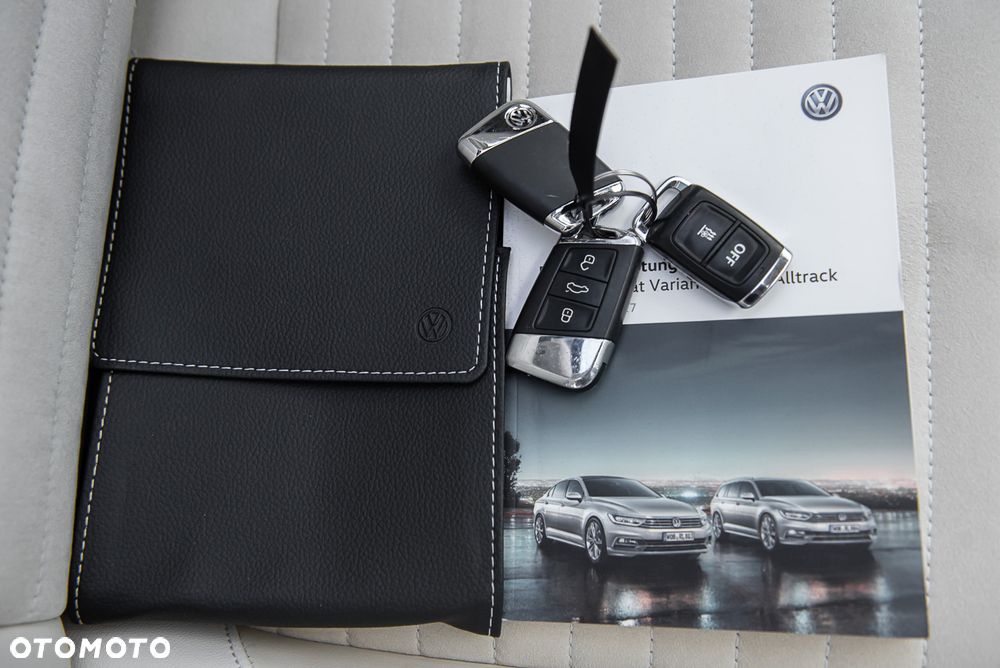 Volkswagen Passat Variant 1.8 TSI (BlueMotion Technology) DSG Comfortline - 37