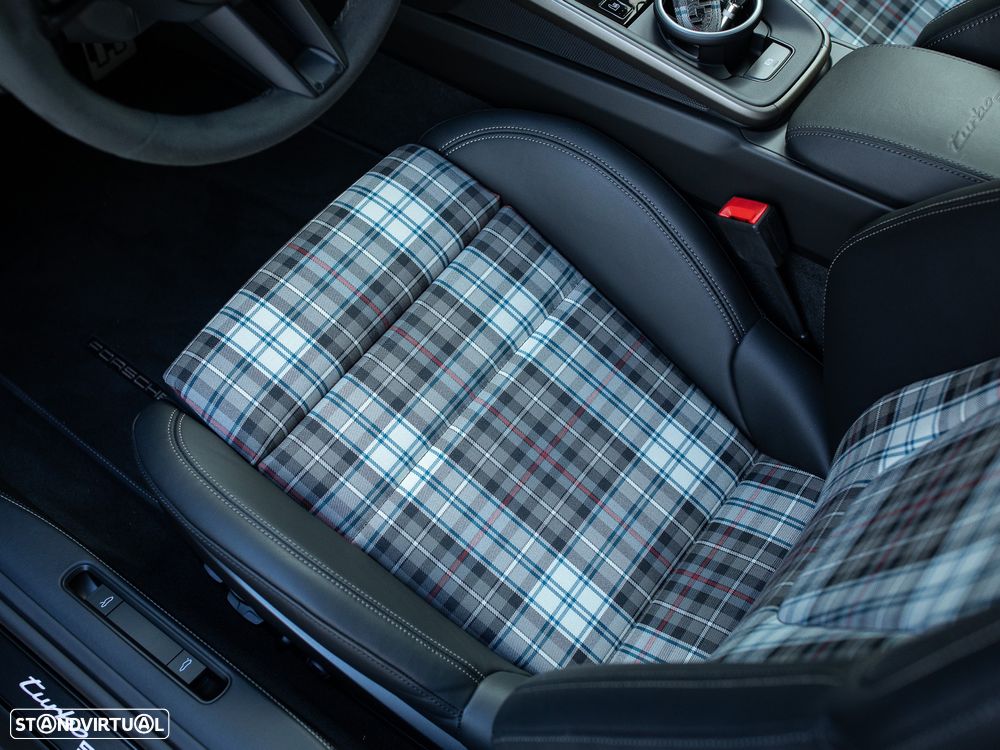 Porsche 911 (992) Turbo 50 Years - 35