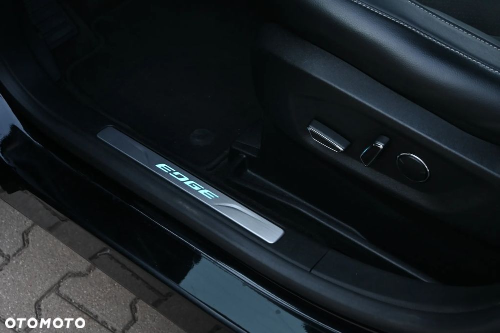 Ford Edge 2.0 EcoBlue Twin-Turbo 4WD ST-Line - 35