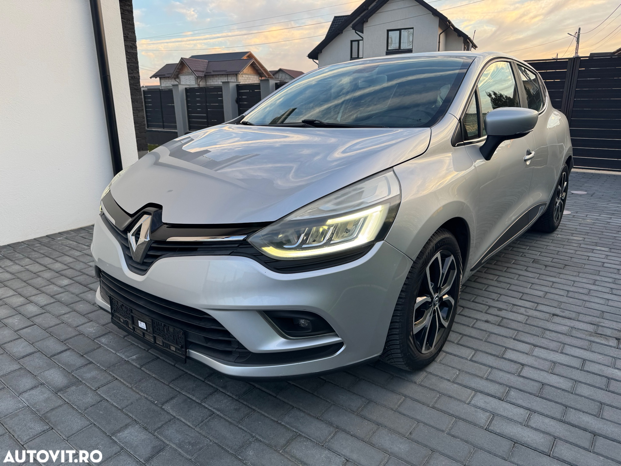 Renault Clio (Energy) dCi 90 Bose Edition - 2