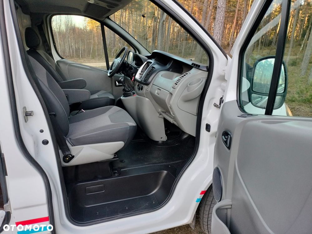 Opel vivaro - 14