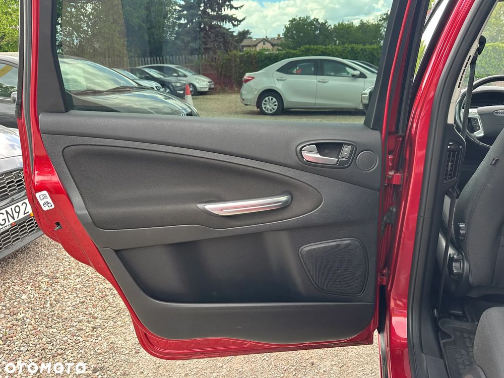 Ford S-Max 2.0 TDCi DPF Titanium X - 29