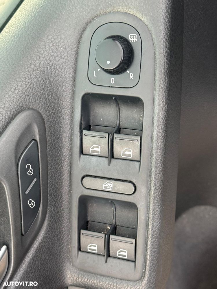 Volkswagen Golf - 9