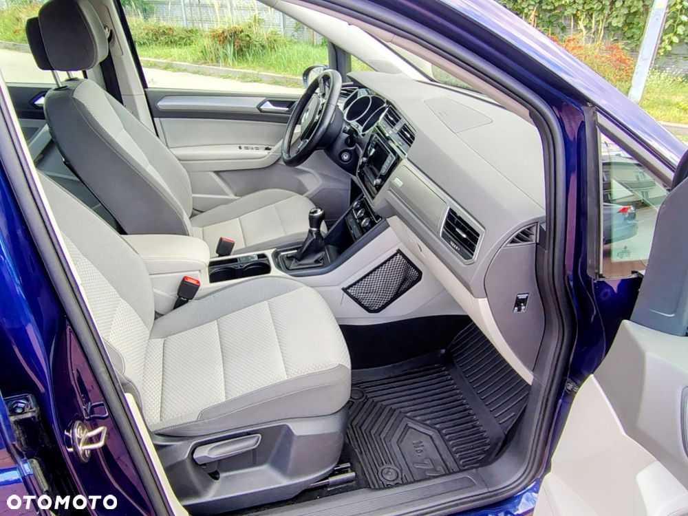 Volkswagen Touran 1.6 TDI BMT Comfortline - 14
