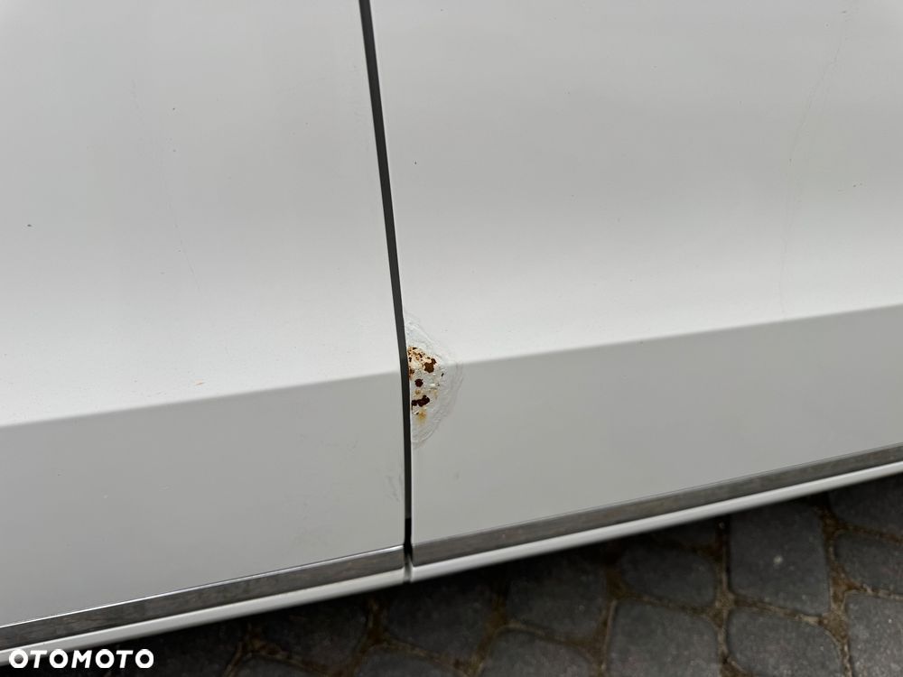 Volkswagen Passat - 17