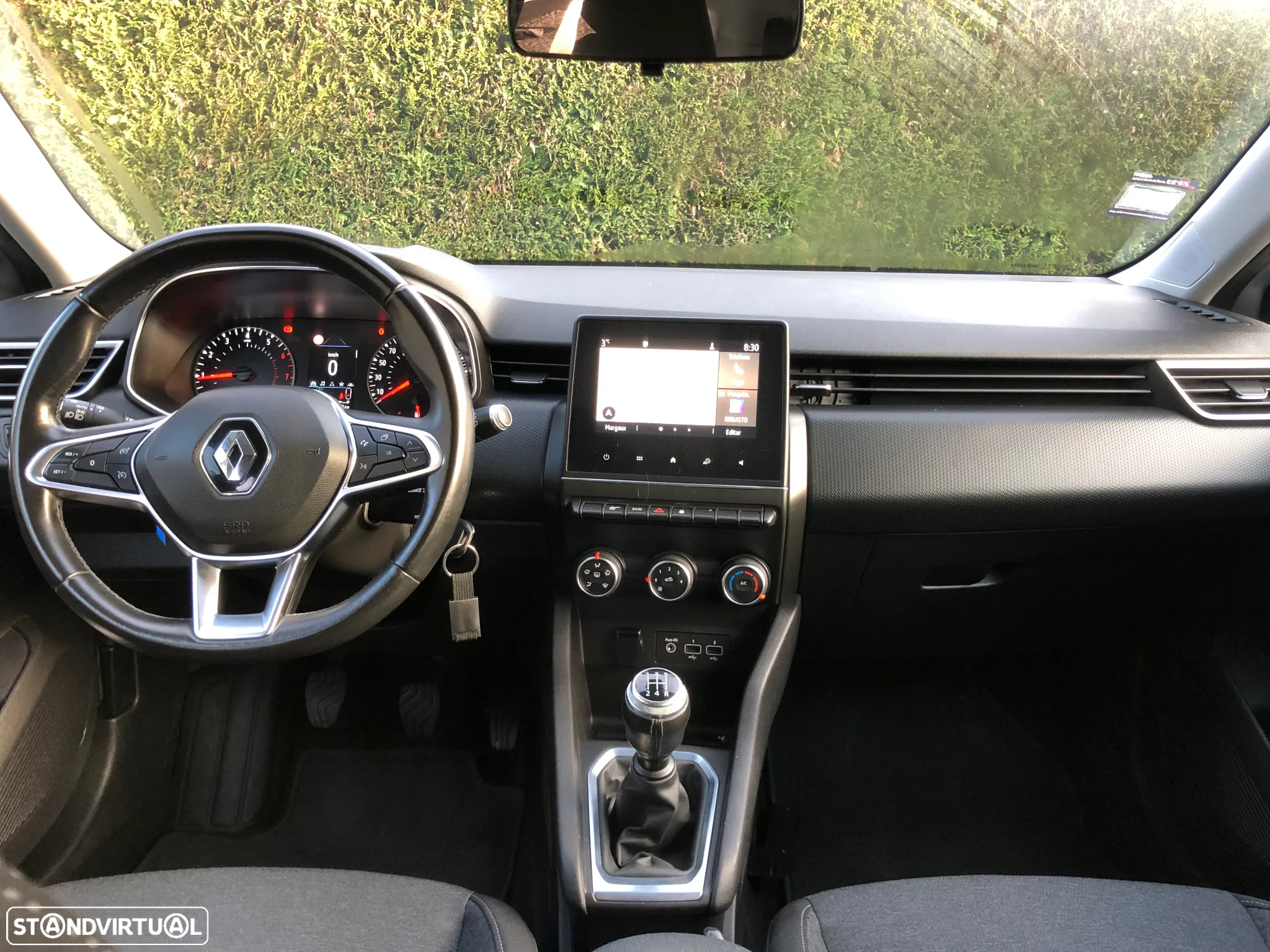 Renault Clio TCe 100 BUSINESS EDITION - 8