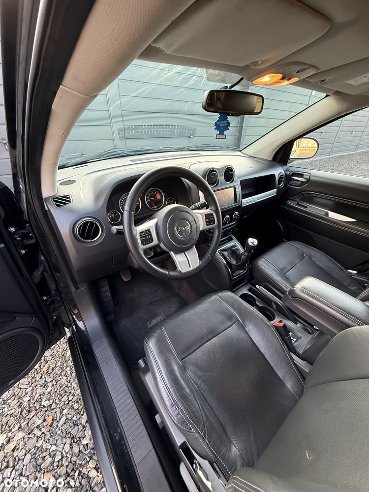 Jeep Compass - 10