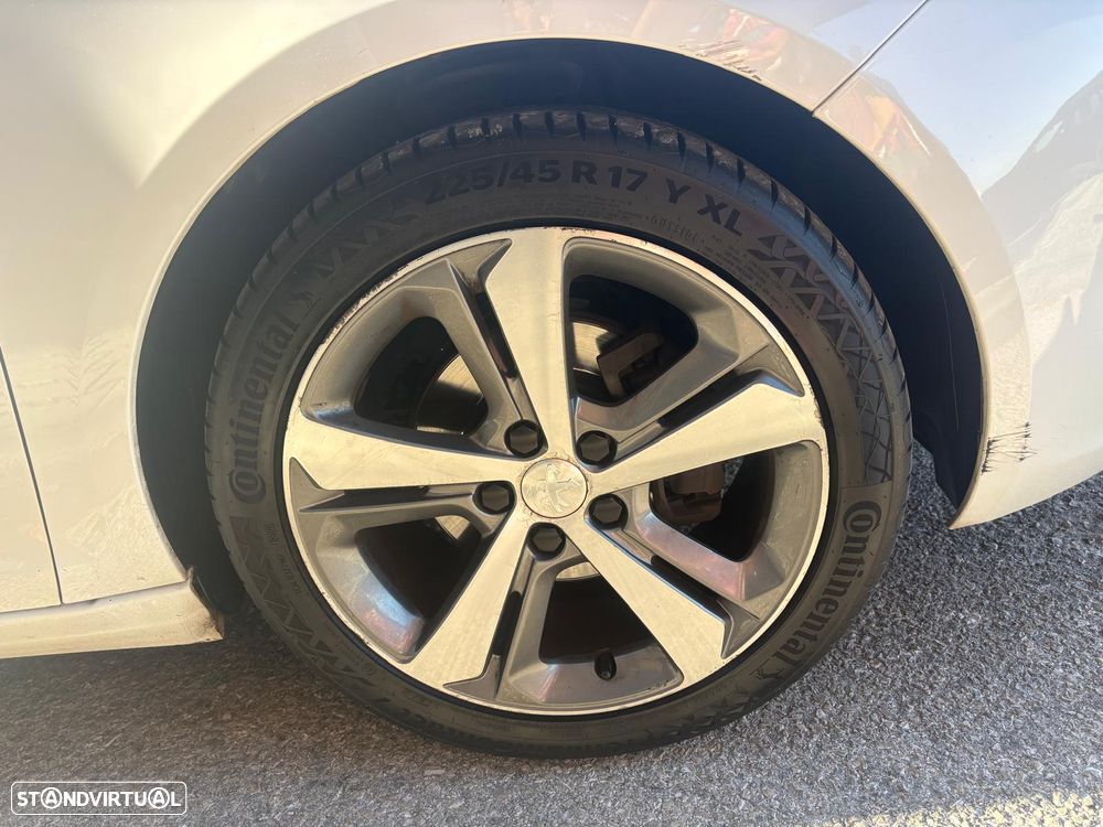 Peugeot 308 1.6 BlueHDi Allure J17 - 2
