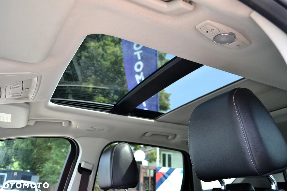 Ford Kuga 2.0 TDCi 4x4 Titanium - 12