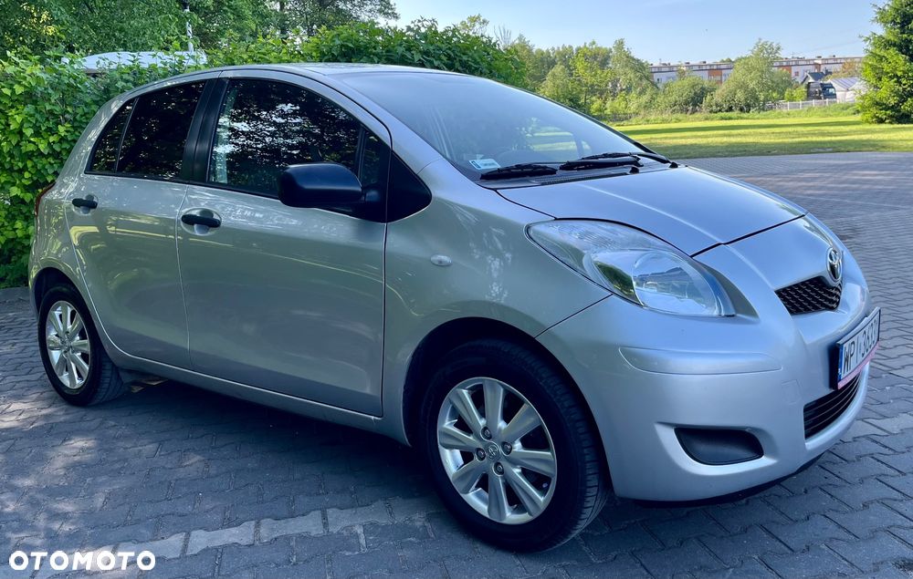 Toyota Yaris 1.0 Luna A/C - 13