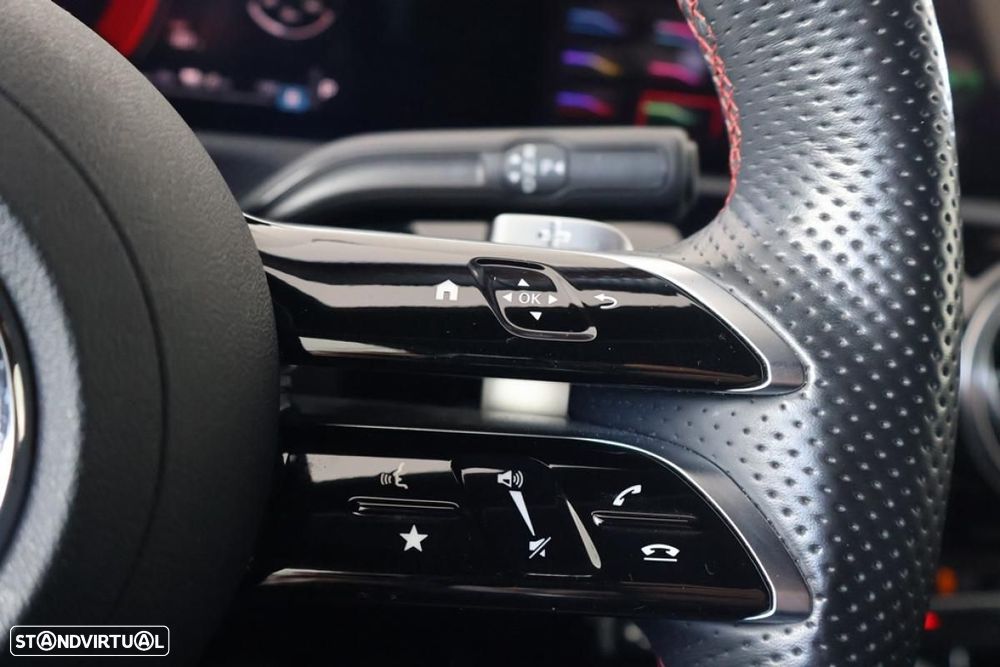 Mercedes-Benz A 250 e - 31