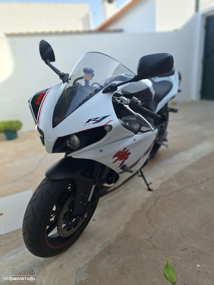 Yamaha YZF - 7