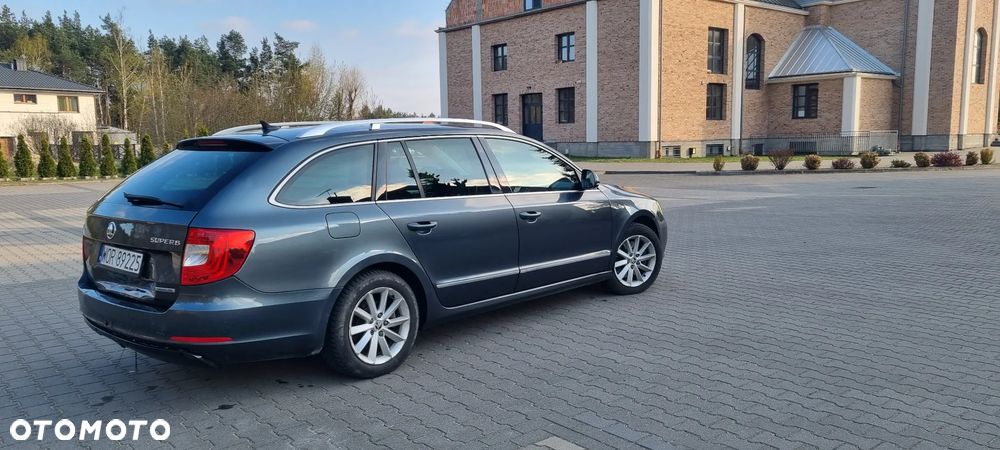 Skoda Superb 1.6 TDI Active Greenline - 8