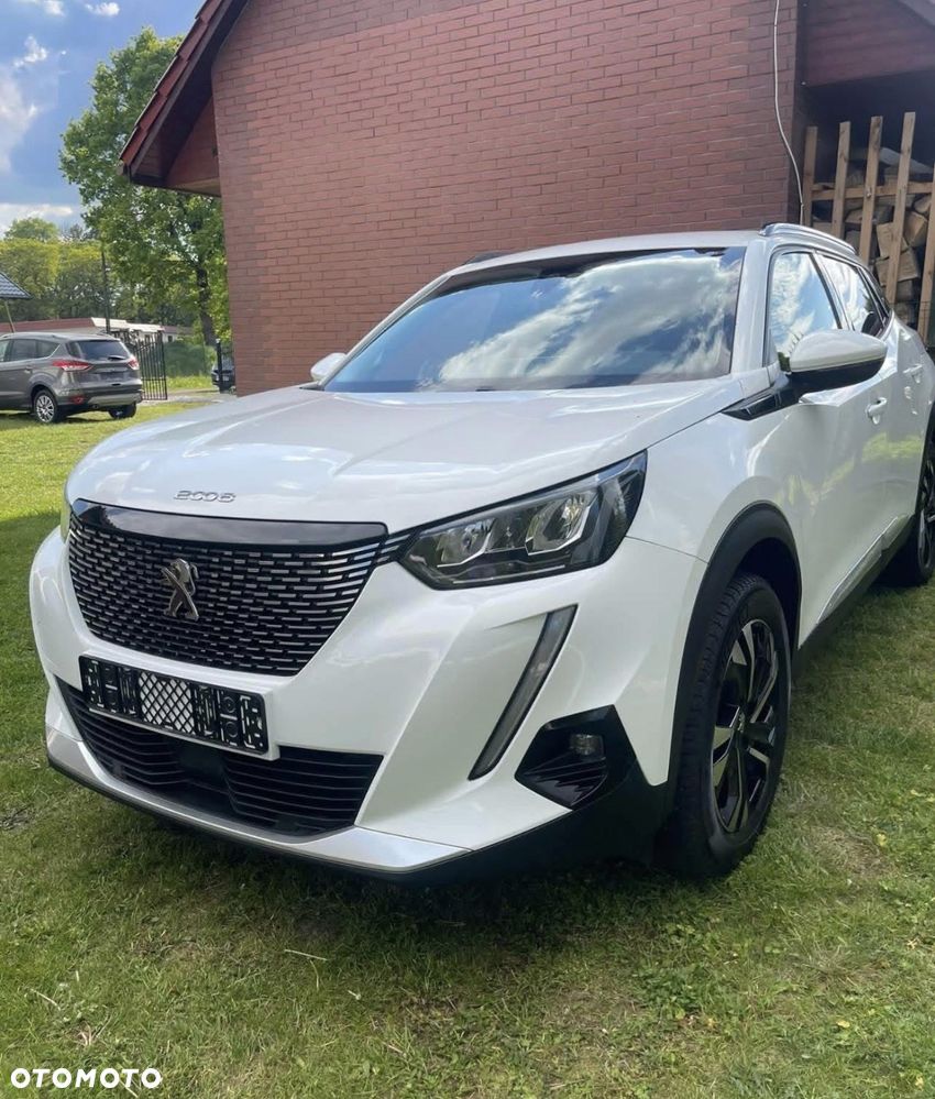 Peugeot 2008 1.5 BlueHDi Allure S&S EAT8 - 4