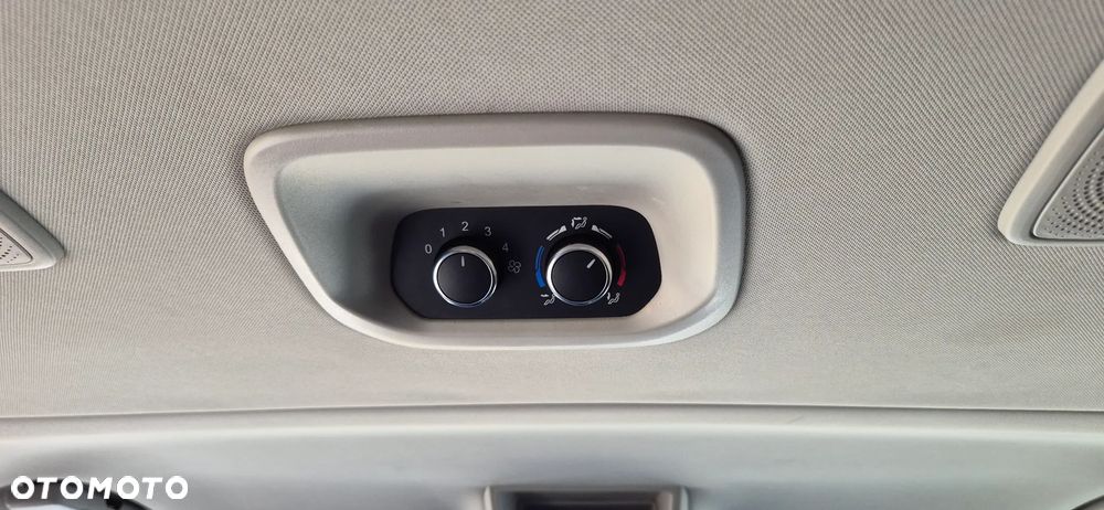 Ford Tourneo Custom 2.0 TDCi L2 Titanium SelectShift - 13