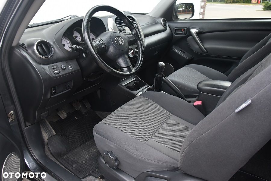 Toyota RAV4 4x2 Edition - 13
