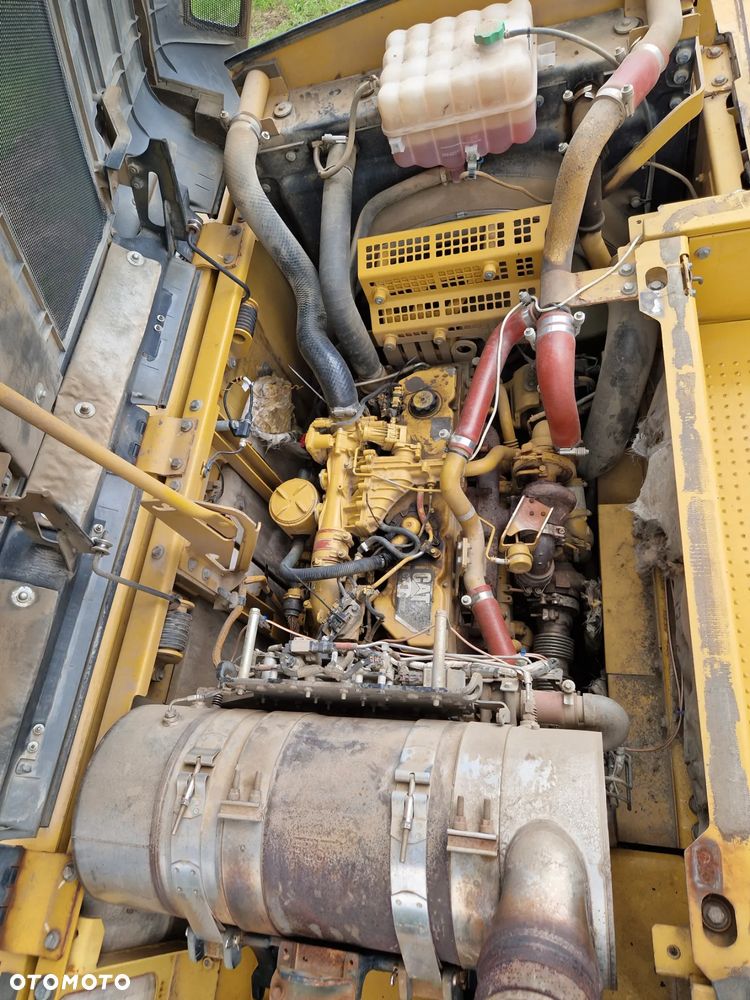 Caterpillar 329E - 11