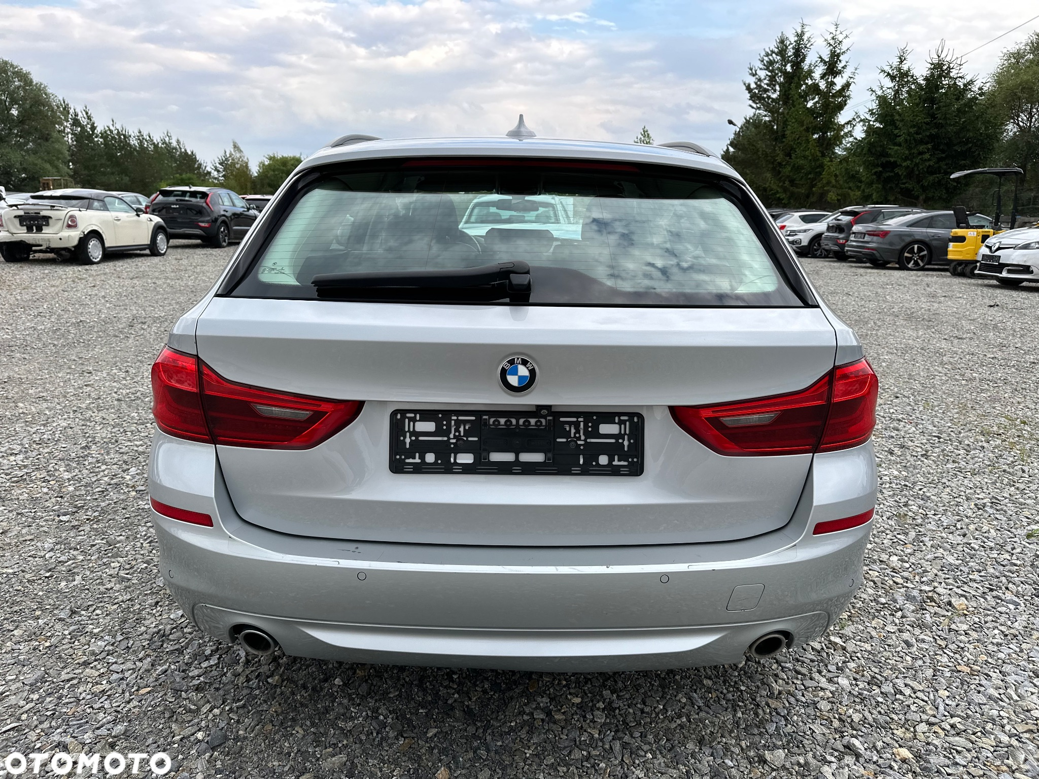 BMW Seria 5 530d xDrive Touring Luxury Line - 4