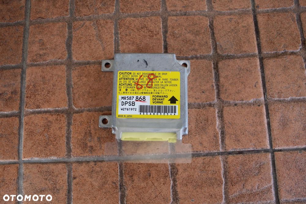 MODUŁ SENSOR AIR BAG MITSUBISHI OUTLANDER I MR587868 - 1